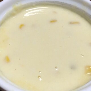冷たいコーンスープ